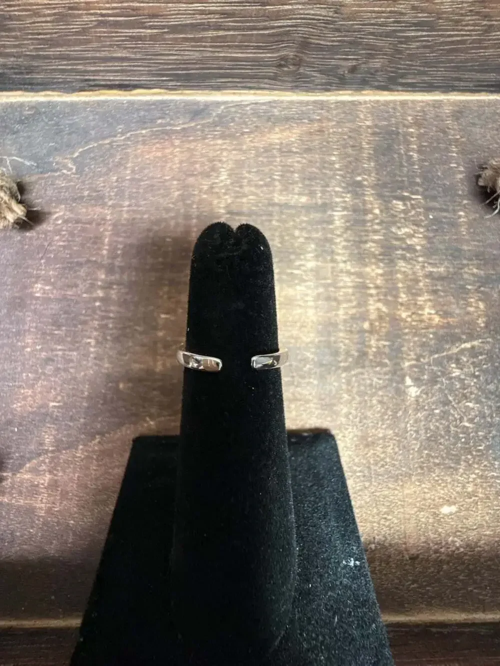 Bomb Party adjustable kids ring.
